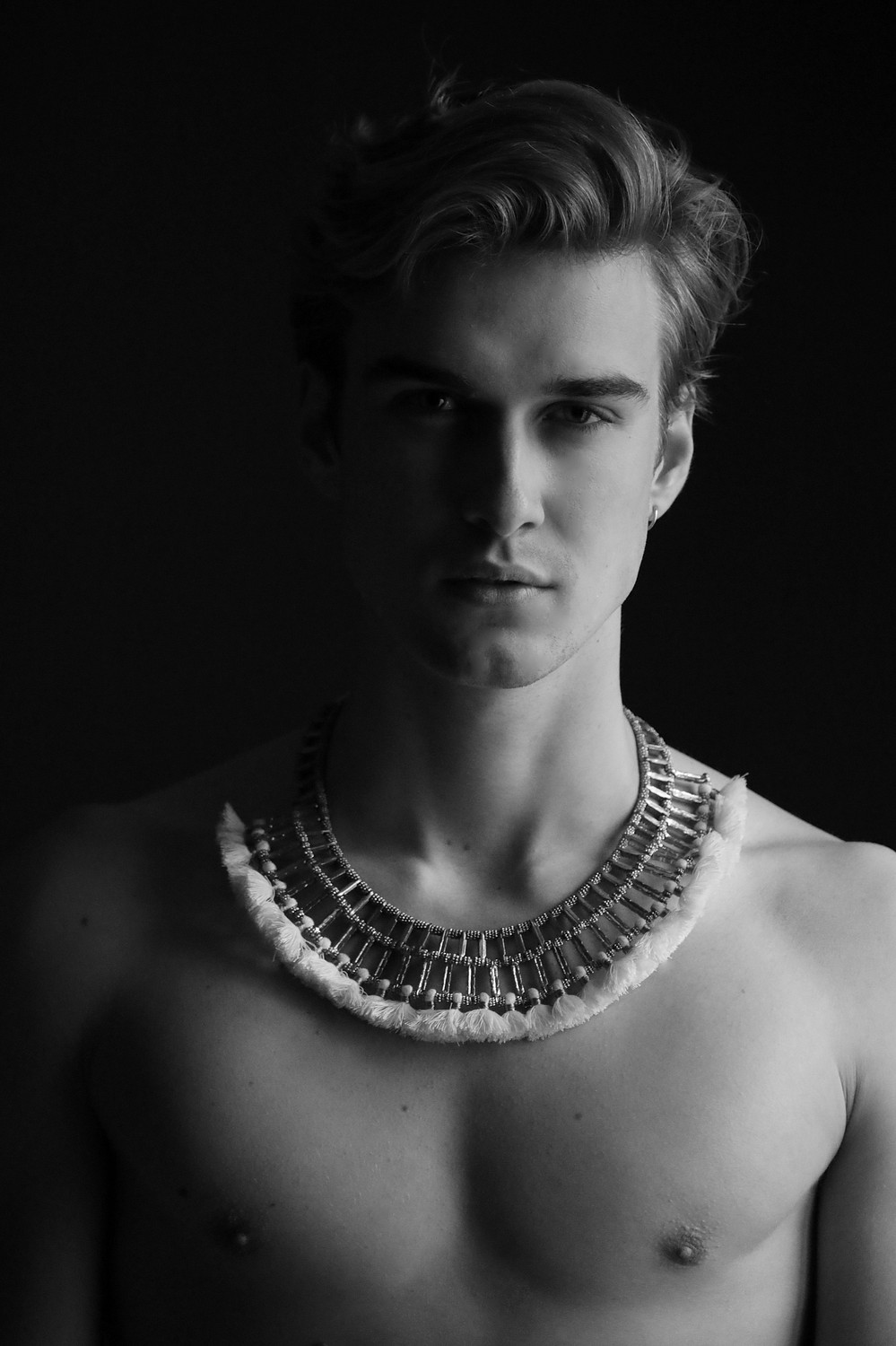 EDOUARD B